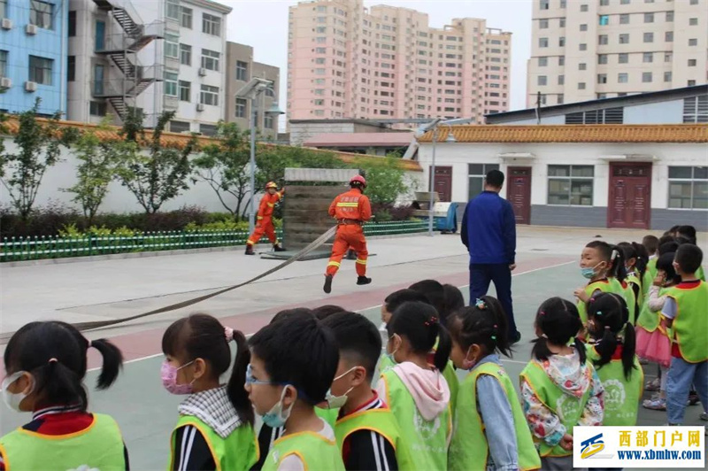 欢度“六一”兰州萌娃乐翻天(图1) 欢度“六一”兰州萌娃乐翻天(图1)