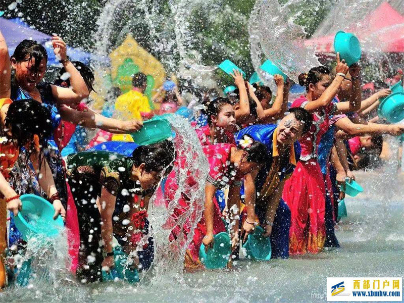 来西双版纳旅游,怎么住舒服又便宜?(图3) 来西双版纳旅游,怎么住舒服又便宜?(图3)