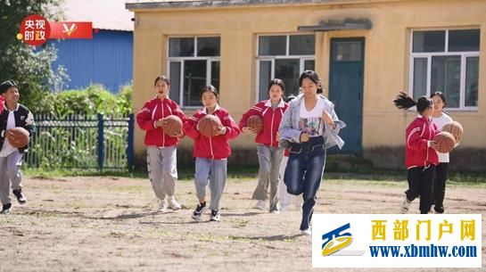 习近平黑龙江行丨风雨同舟 守护家园——走进哈尔滨尚志市老街基乡龙王庙村(图1) 习近平黑龙江行丨风雨同舟 守护家园——走进哈尔滨尚志市老街基乡龙王庙村(图1)