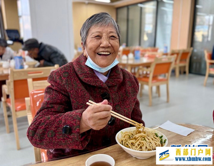“小饭碗”里有民生大幸福——青海西宁每年为6万余老人提供助餐服务(图2)