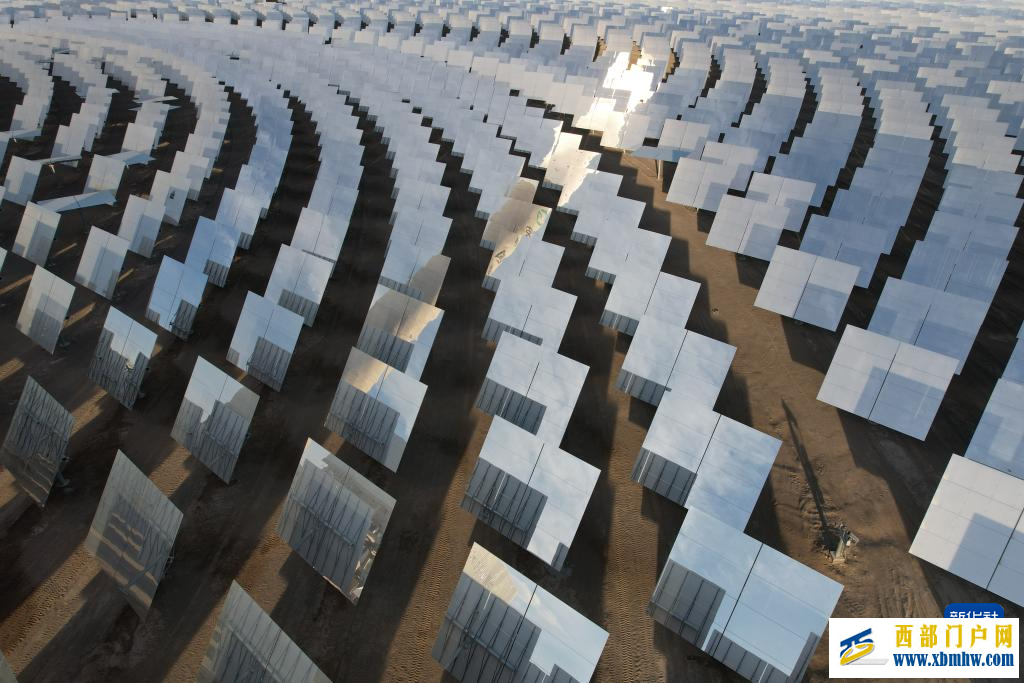 多技术路线并行 “超级镜子”在这里变身(图1) 多技术路线并行 “超级镜子”在这里变身(图1)