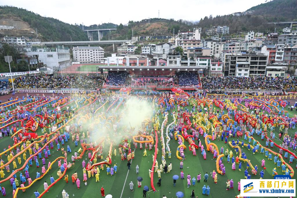 贵州石阡：仡佬毛龙节 群龙贺新春(图2)